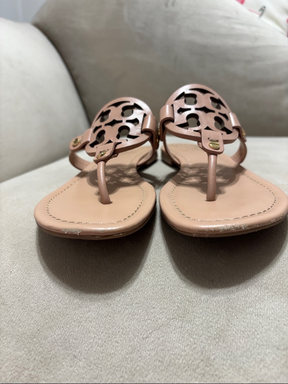 Tory Burch Nude Blush Logo Thong Sandals - Picture 2 of 11